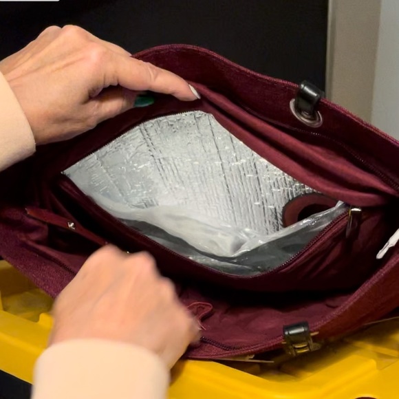 NWT-PortoVino City Tote Bag - Canvas Wine Purse with Hidden Spout and Dispenser - Picture 12 of 15